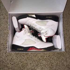 Air Jordan 5 fire red 2013 (trades accepted)